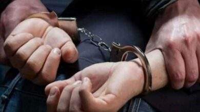 شرطة وادي حضرموت تضبط أحد المتهمين في قضية قتل 12