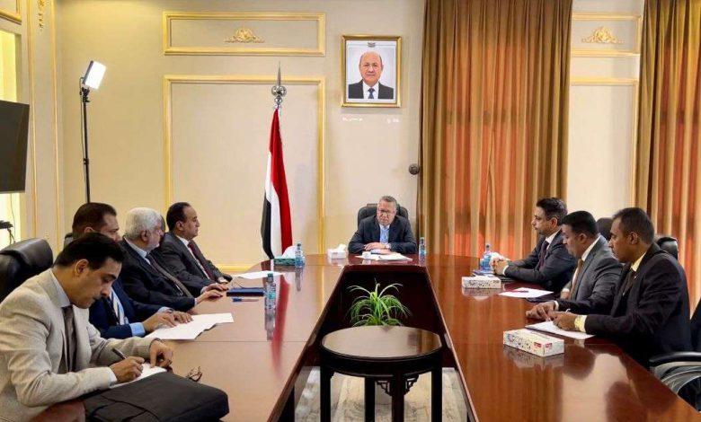 هيئة رئاسة مجلس الشورى تعقد اجتماعها الدوري وتدين الاعتداءات الإرهابية الحوثية على المنشآت الإقتصادية