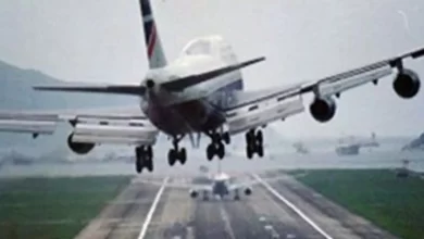 انفجار إطار طائرة أثناء هبوطها في مطار جدة 1