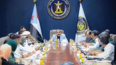 الانتقالي يعلن دعمه لقرار وقف توريد إيرادات عدن ويدعو لتشكيل إدارة ذاتية وأخرى للبنك المركزي (تفاصيل) 6