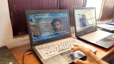 جامعة شبوة تحتفي بمناقشة مشاريع تطبيقات الذكاء الاصطناعي (AI). 7