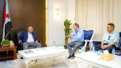 الزُبيدي يطّلع على سير العمل بشركة الاستثمارات النفطية والمعدنية 3