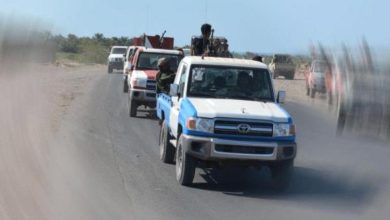 الأجهزة الأمنية في المخا تباشر ملاحقة متهمَين اثنين بقتل قيادي في حزب الإصلاح 8