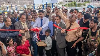 منصور والجريري يفتتحان محطة 14 أكتوبر النموذجية في عدن 4