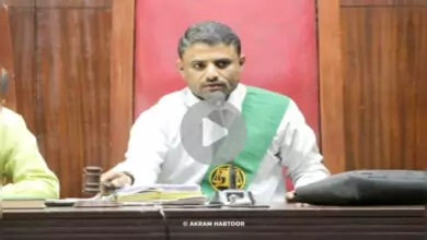 شاهد بالفيديو.. للحظة نطق الحكم بإعدام قاتل الطفلة حنين البكري 5