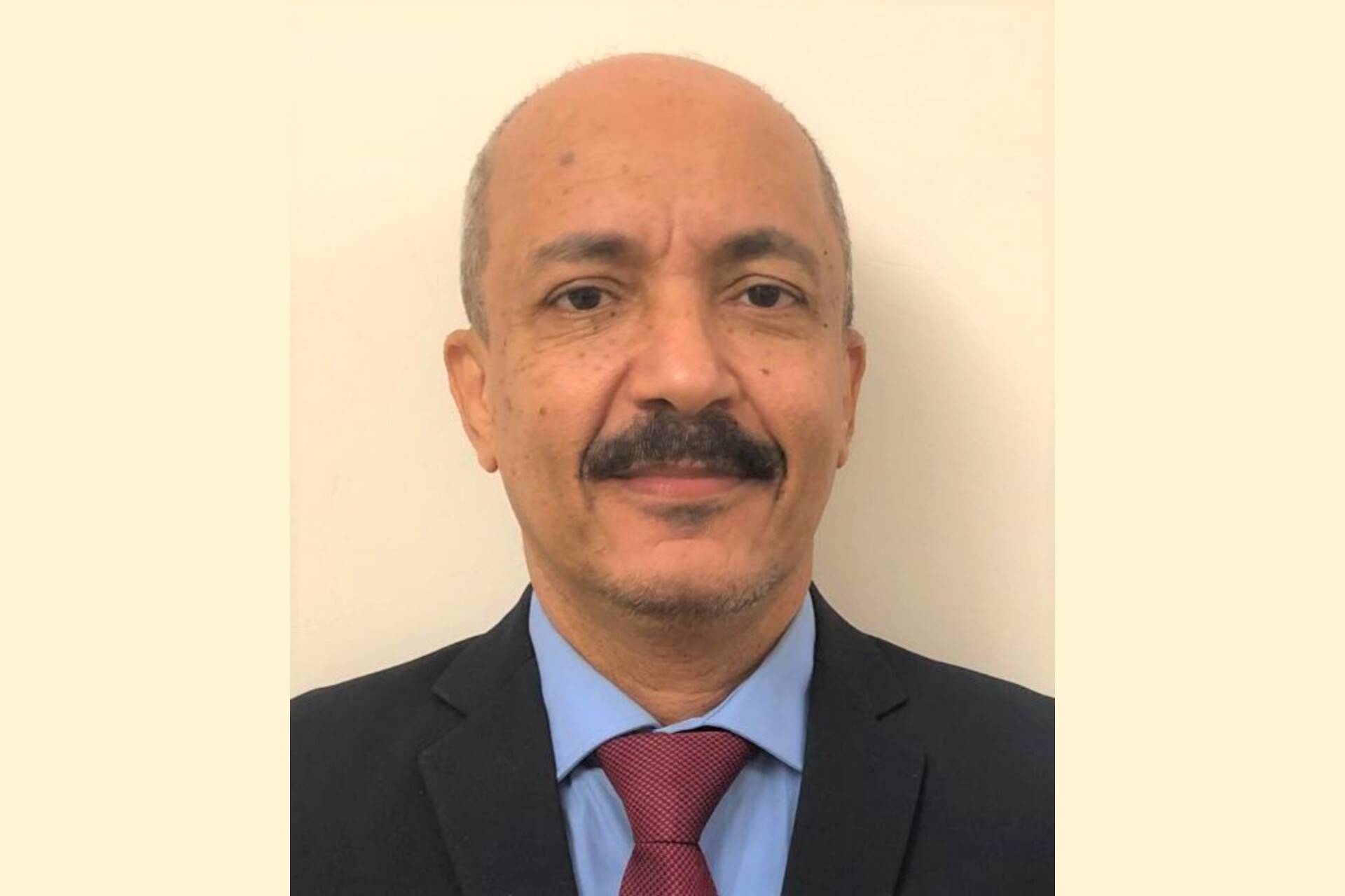 المهندس العبادي يحصل على الدكتوراة بامتياز من الكلية السويسرية لإدارة الاعمال.
