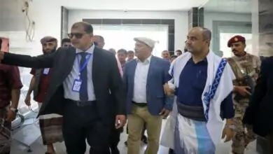 وزير المالية ونائب وزير الصناعة يتفقدان أحدث تجهيزات مستشفى عدن الخيري التعاون 10