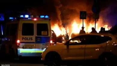 حريق وحطام واختراق .. "حرق نسخة من القرآن" يثير غضبا في السويد 8