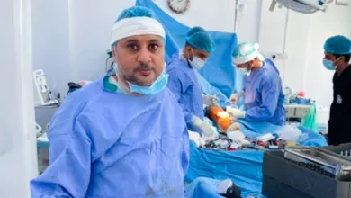 لأول مرة.. جراح يمني يستخدم تقنية حديثة في تصحيح تشوه خلقي لشاب بعد 17 عامًا من المعاناة 8