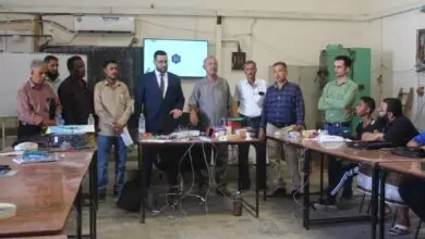 المعهد المهني الصناعي يختتم دورة التمديدات الكهربائية والسقاف يشيد بدور المعاهد الحكومية 2