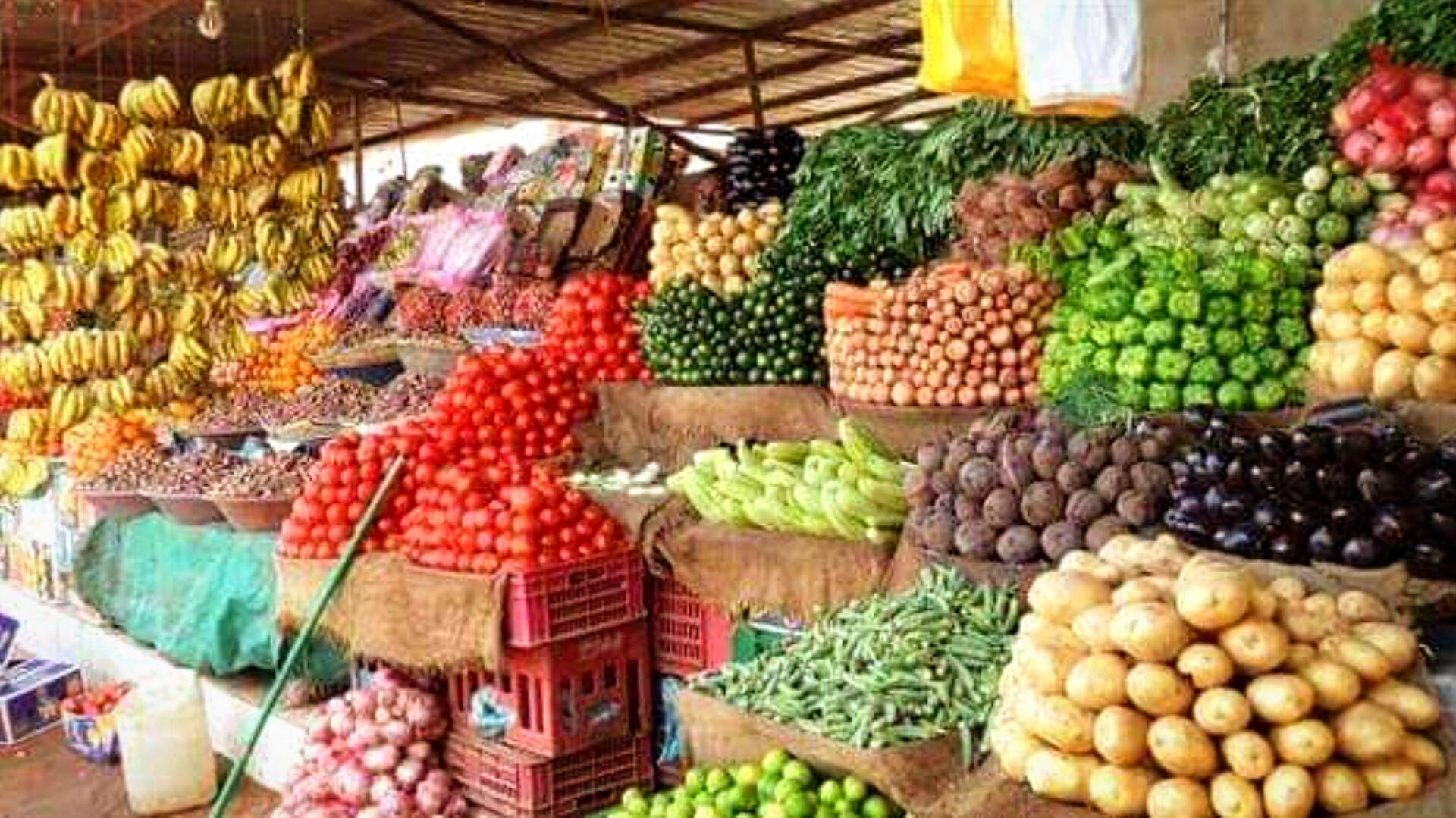 أسعار الخضروات والفواكه في عدن وصنعاء