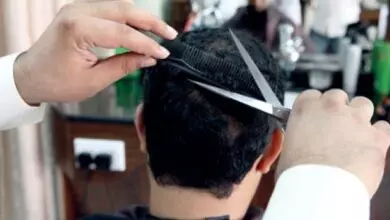 محلات الحلاقة في عدن تتوقف عن استقبال الزبائن لهذا السبب! 1
