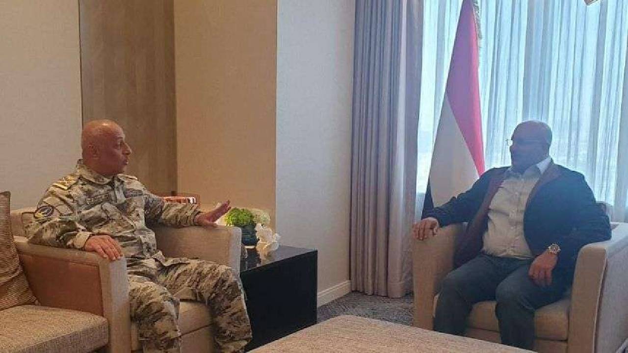 العميد طارق يطلع على جاهزية قوات خفر السواحل