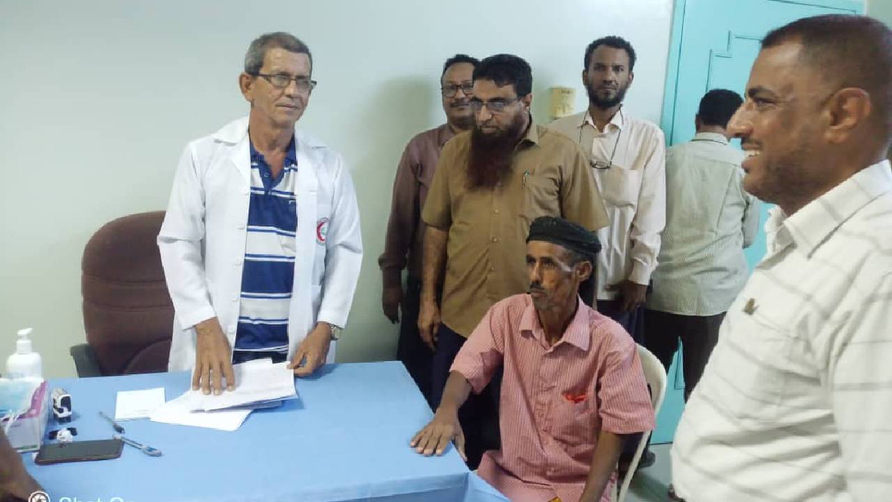 (تدشين العيادات المجانية في مستشفى الرازي العام بابين)