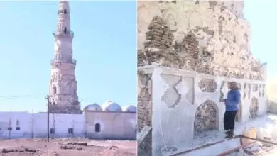 وزير الأوقاف يثمن جهود الداعمين في ترميم الجامع الكبير بالمخاء ويوجه بصرف أربعة ملايين ريال مساهمة في ترميم منارة الجامع 1