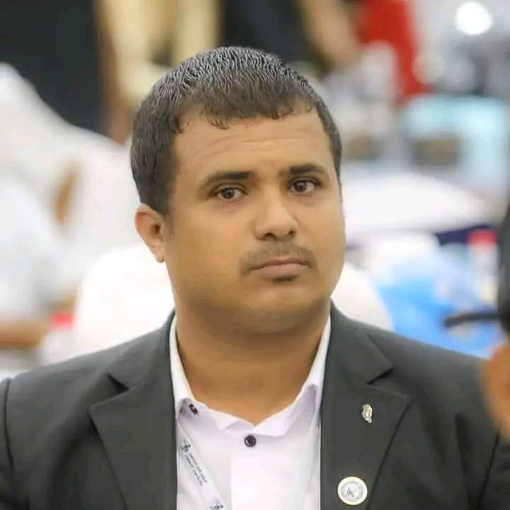 صحفي عدني يحذر من مجاعة مرتقبة