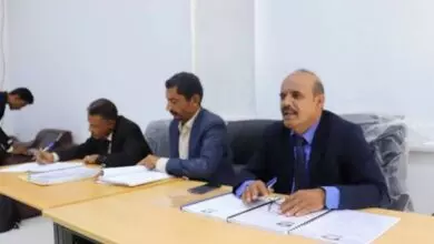 طلاب كلية النفط والمعادن بجامعة شبوة" يناقشون مشاريع تخرجهم 10