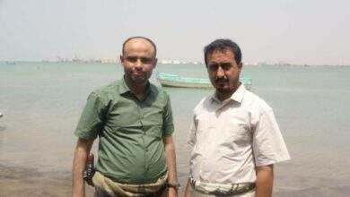 ظهور مفاجئ لـ (مهدي المشاط) على ساحل البحر الأحمر وهو يتحدى السفن الحربية الأمريكية "تفاصيل" 4