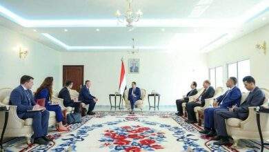 وصول وفد روسي رفيع المستوى الى عدن 2