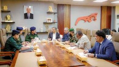 وزير الداخلية يناقش مع محافظ عدن عددا من القضايا ذات الاهتمام المشترك 12