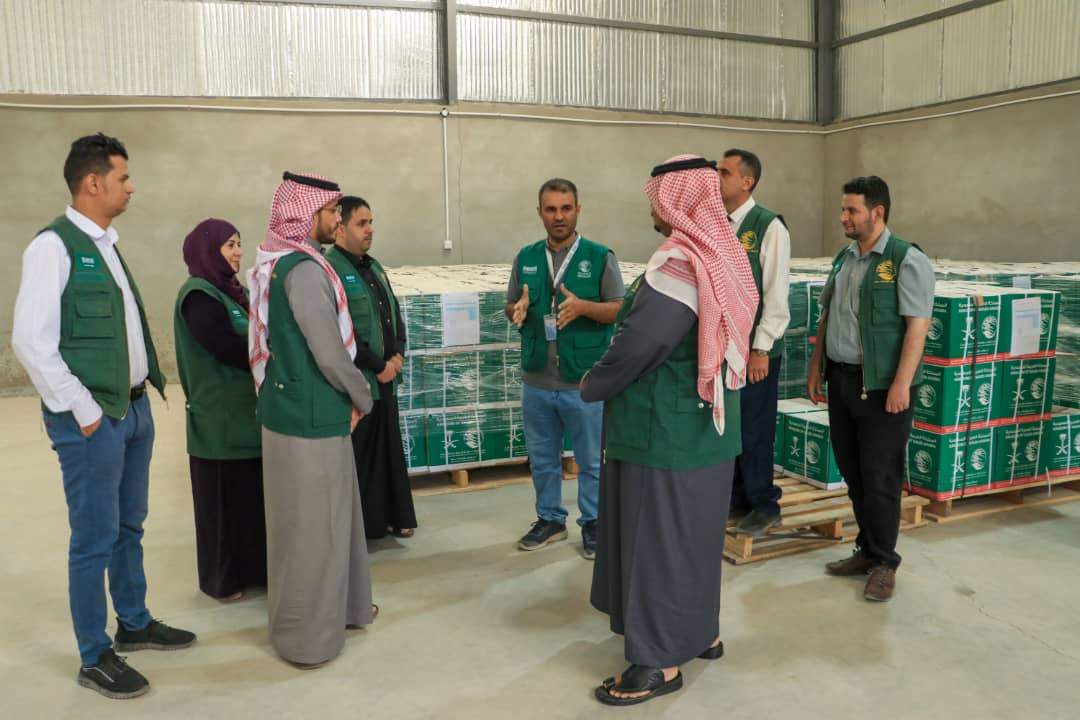 مأرب.. مركز الملك سلمان يبدأ توزيع مساعدات الدورة الثالثة لـ43 ألف مستفيد