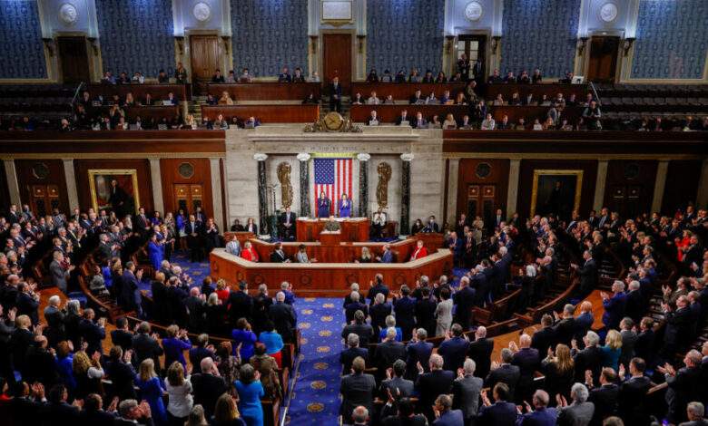 مجلس الشيوخ الأمريكي يوافق على حزمة مساعدات لكل من أوكرانيا وإسرائيل بقيمة 95.34 مليار دولار