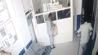 شاهد بالفيديو لحظة وفاة معلم في صنعاء اثناء قيامه بهذا الأمر 10