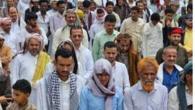 وقفة احتجاجية لآلآف من المواطنين بمأرب لهذا الامر 9