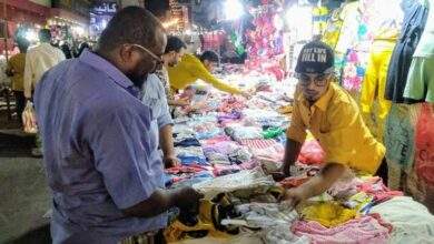 "الانهيار التاريخي" للريال اليمني.. وضعف القوة الشرائية يسرق فرحة العيد (تقرير) 2