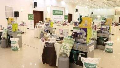 بدعم سعودي ..توزيع أدوات المهنة والتمكين الاقتصادي لأيتام وادي حضرموت 8