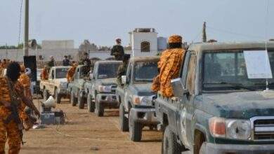 أمن أبين يضبط مجموعة مسلحة هاجمة منزل مواطن بالمحافظة 9