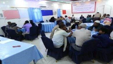 مؤسسة شباب أبين تنفذ ورشة عمل حول «آلية الانذار المبكر وتحديد الأسر المستضعفة 4