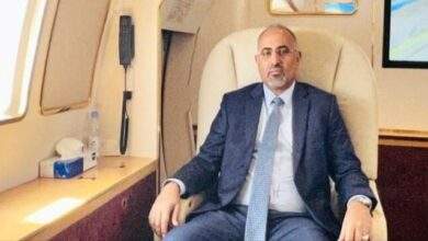 رئيس المجلس الانتقالي يغادر الى الامارات 1