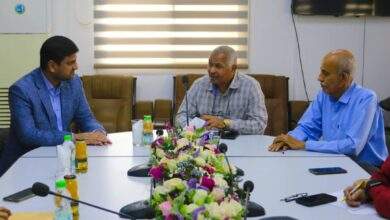 المدير التنفيذي لشركة النفط اليمنية يبحث سبل تعزيز آليات العمل مع شركة مصافي عدن 1