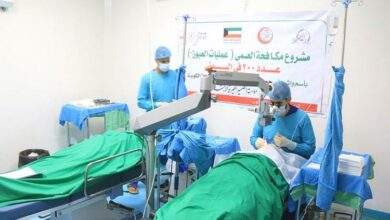 بدعم كويتي.. تدشين مخيم طبي لإزالة المياه البيضاء بسيئون 7