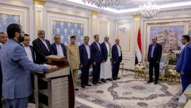برلماني يكشف خطة مفاجئة لحكومة الحوثيين الجديدة 3