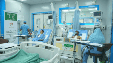 المكلا.. فريق طبي سعودي يباشر إجراء عمليات القلب في مركز نبض الحياة 3