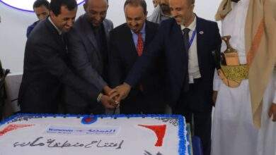 الإرياني يفتتح مكتب الخطوط الجوية اليمنية في محافظة مأرب 7