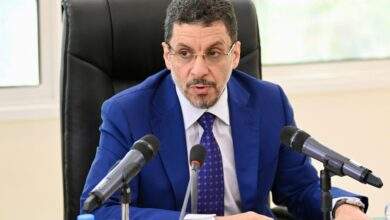 رئيس الوزراء يلتقي ممثلي البنوك والمصارف اليمنية المشاركون في المؤتمر المصرفي العربي 1