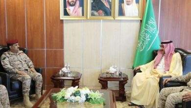 وزير الدفاع يبحث مع السفير السعودي مستجدات الوضع اليمني 1
