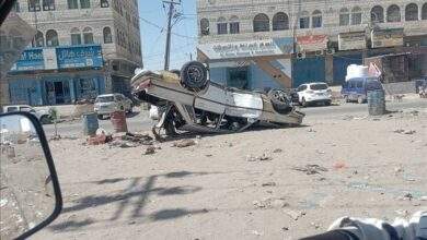 إصابة خمسة اشخاص بحادث مروري في خط اللحوم بعدن 8