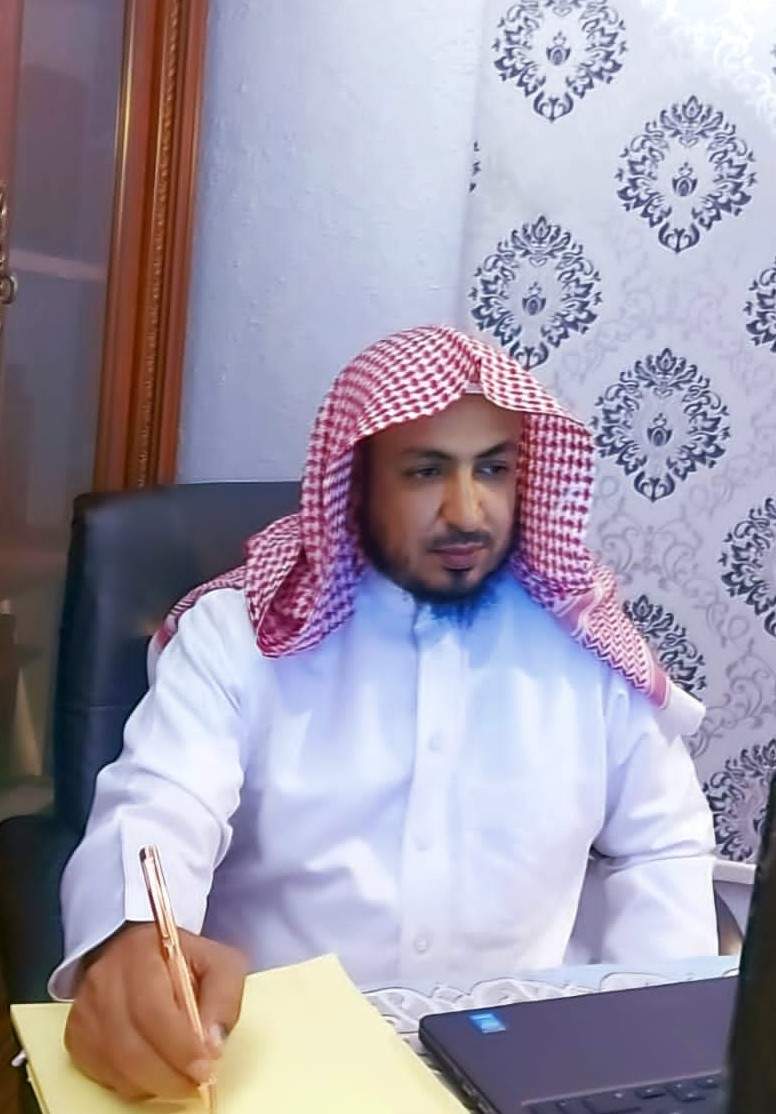 الماجستير بامتياز للباحث اليمني فواز عبدالله حسين