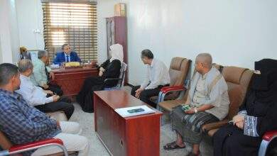 رئيس جامعة عدن يطلع علي سير العملية التعليمية والأكاديمية بكلية الإعلام 4