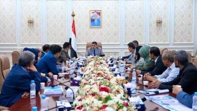 رئيس الوزراء يوجه بإعداد خطة وطنية موحدة للتعاطي مع ملف النازحين 4