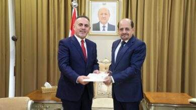 وزير الخارجية يتسلم نسخة من أوراق اعتماد السفير الالباني 7
