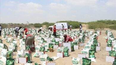 الهلال الأحمر التركي يوزع 500 سلة غذائية على المتضررين من السيول 8