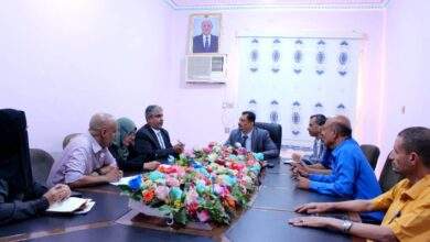 الوكيل الجفري يعقد اجتماعا لأعضاء لجنة التأهيل الوظيفي 8