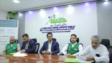 بمساهمة البرنامج السعودي بحضور الوكيل الجيلاني توقيع اتفاقيات لحفر 13 بئر في حضرموت 9