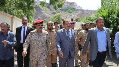 رئيس مجلس القضاء الأعلى والنائب العام ووزير الدفاع يزورون محكمة ونيابة المنطقة العسكرية الرابعة 6
