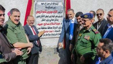 إفتتاح مشروع بوابة وجولة مطار عدن الدولي 5